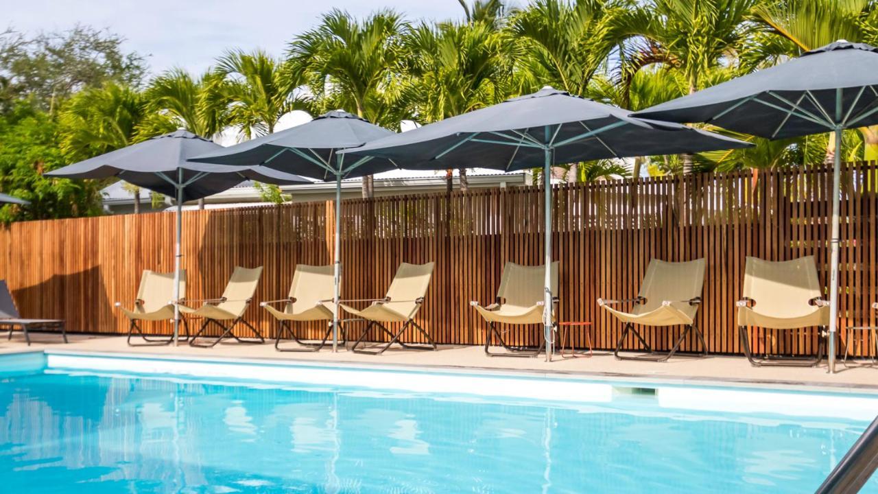 Latitude 21 Hotel Saint-Gilles Les Bains Exterior photo